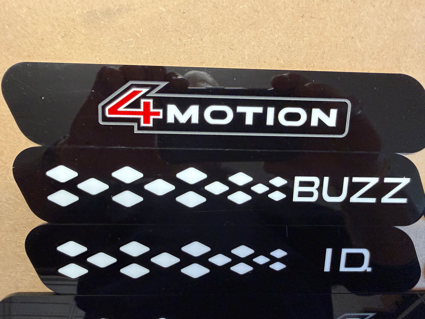 ID Buzz Cargo  4 Motion panel Set
